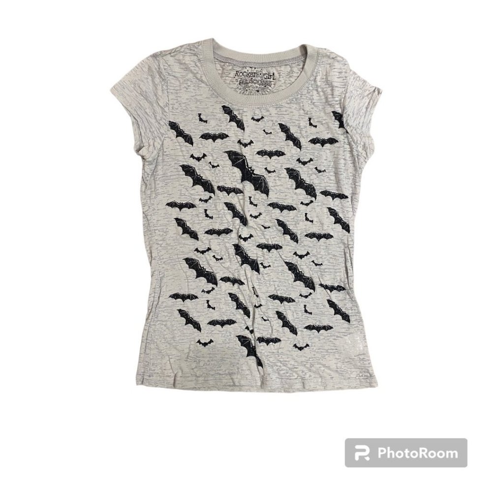 2/$12 💥 EUC (L) Rocker by All Access Girls Grey/Black Graphic  Bat Tee (1305)